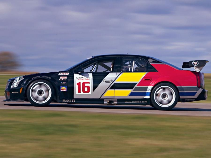  Cadillac CTS-V Race Car 2004 года  (фото 18 из 33)